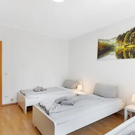 Bella In 아파트 에센